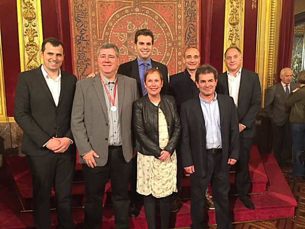 Iñaki Ayerra con la Presidenta Barkos, autoridades municipales y del INDJ